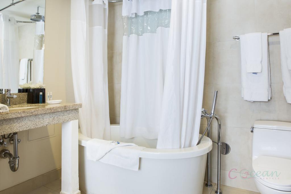 C Ocean Rentals At Strand Ocean Drive (Adults Only) Miami Beach Extérieur photo
